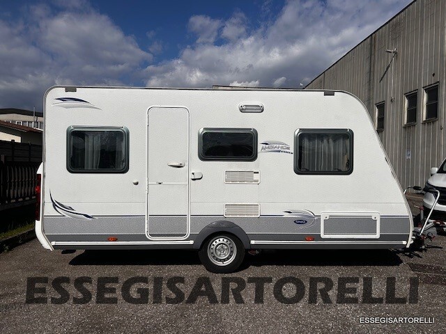 Caravelair AMBIANCE STYLE 440 MOVER MAMMUT 1.050 K