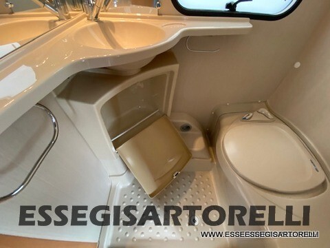 Caravelair AMBIANCE STYLE 440 MOVER MAMMUT 1.050 K