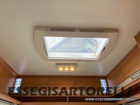 Caravelair AMBIANCE STYLE 440 MOVER MAMMUT 1.050 K