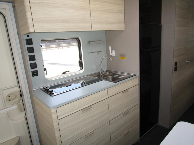Adria Altea 552PK 7 letti, mover e condizionatore
