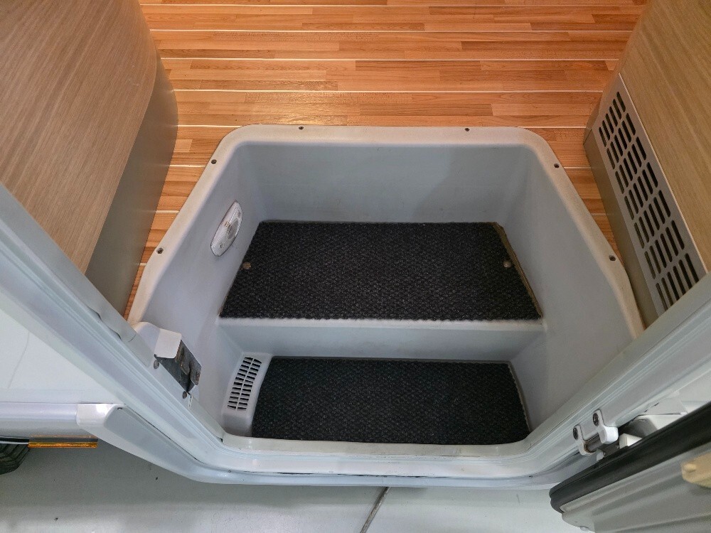 CAMPER ROLLER TEAM PEGASO GARAGE LIVING