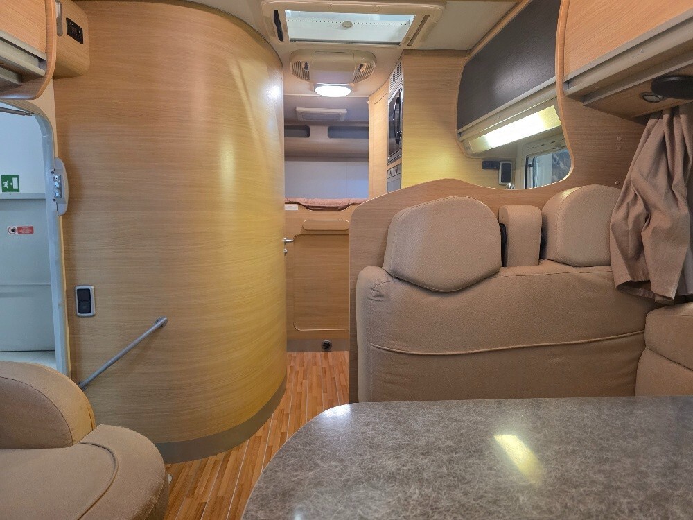 CAMPER ROLLER TEAM PEGASO GARAGE LIVING