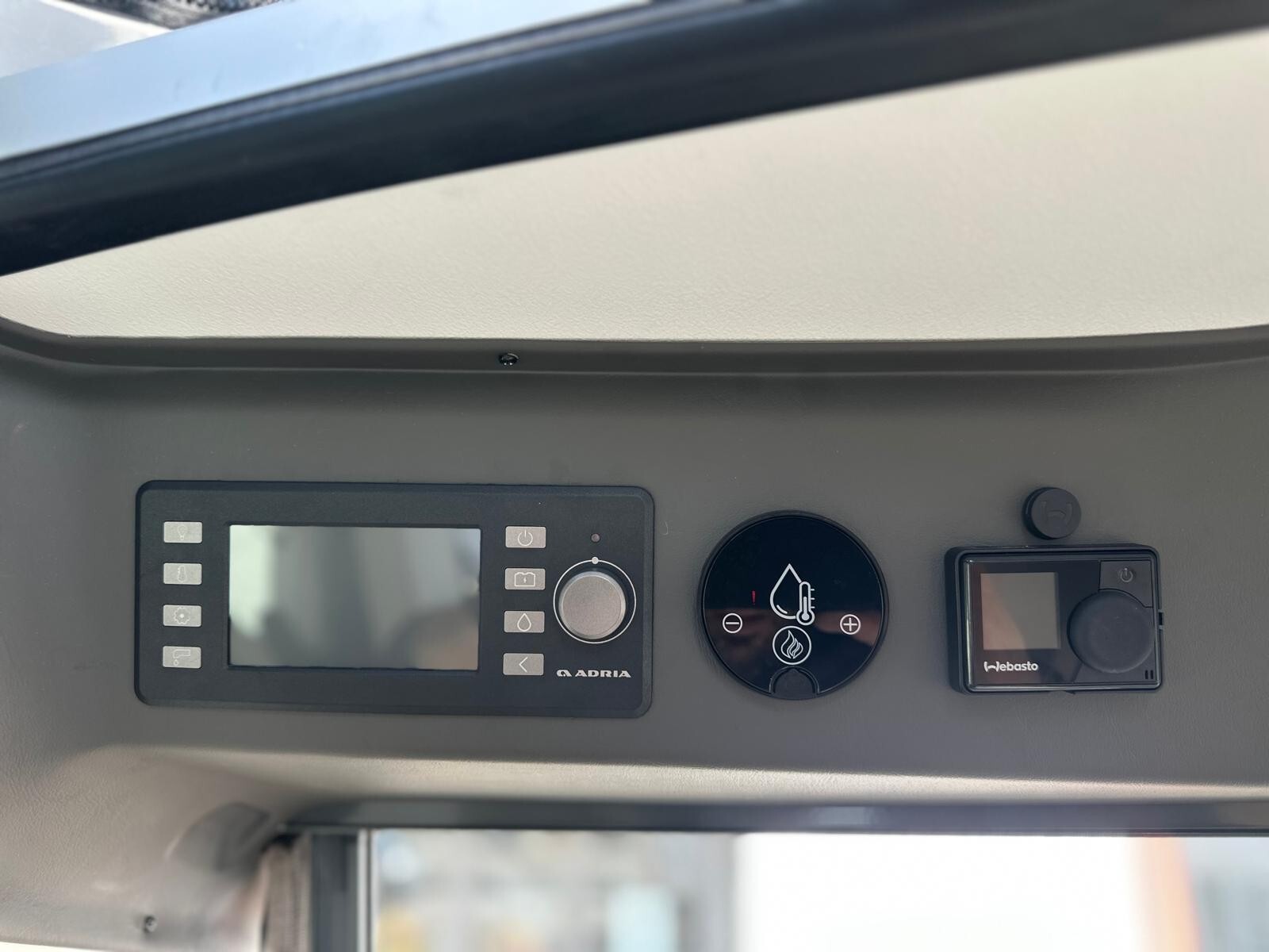 Adria Twin 600 SP Family