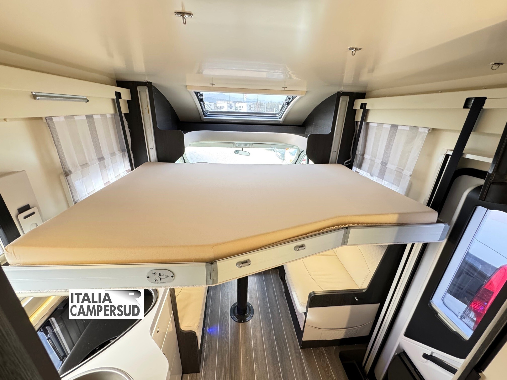 Camper Ci Magis 87 XT Elite Semintegrale Peugeot D