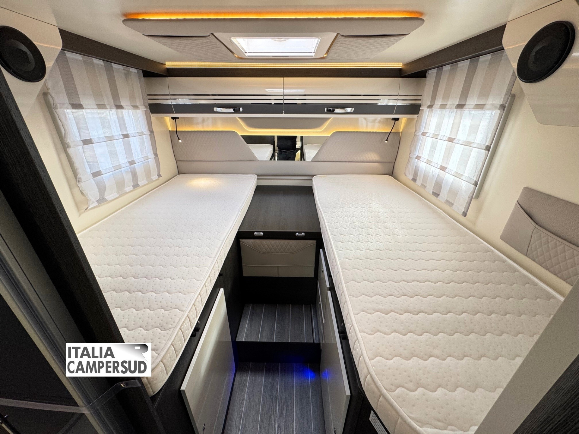 Camper Ci Magis 87 XT Elite Semintegrale Peugeot D
