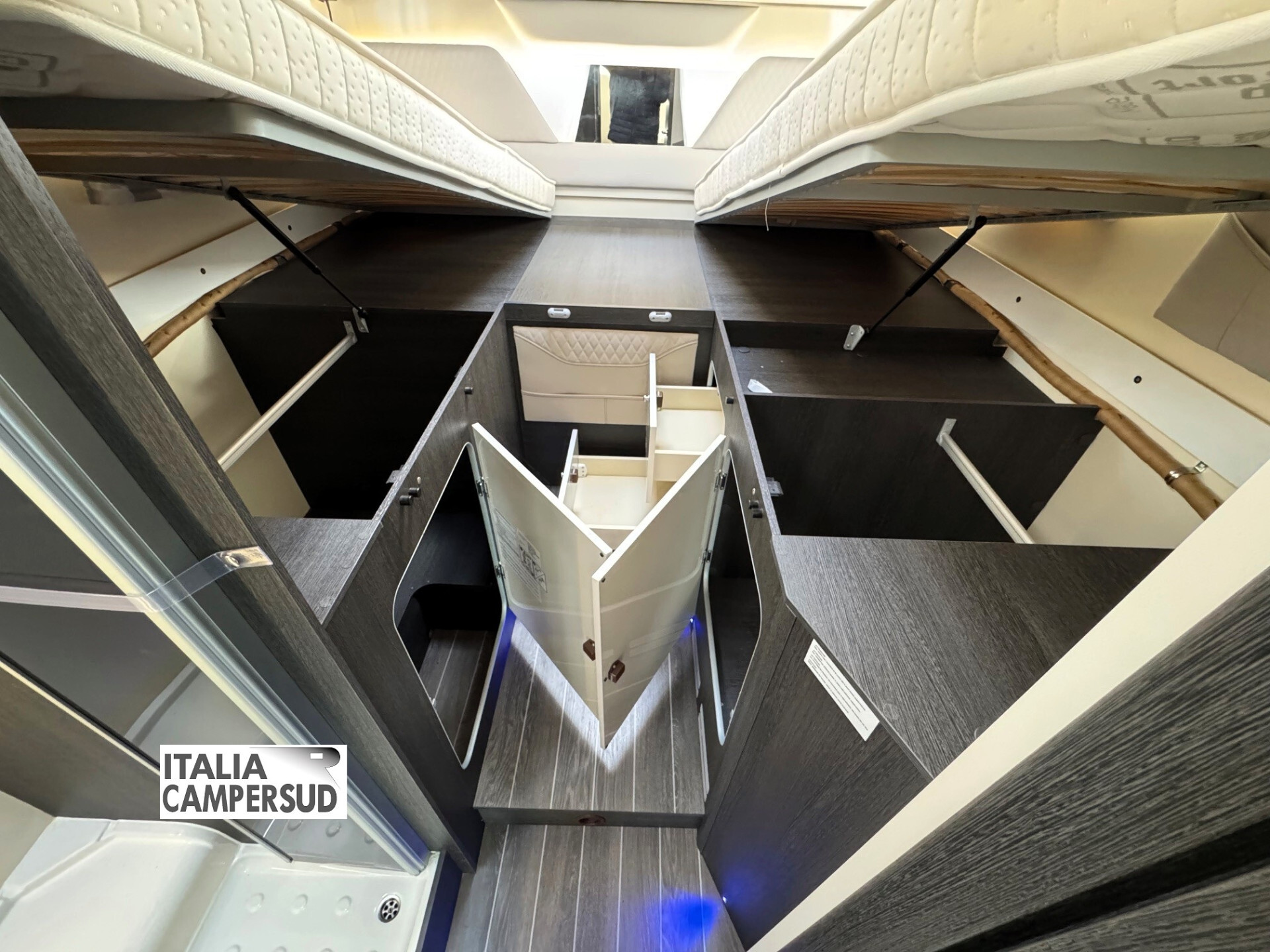 Camper Ci Magis 87 XT Elite Semintegrale Peugeot D