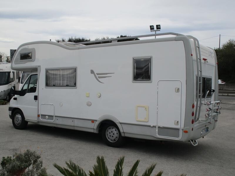 Arca M715GLT accessoriato, 146cv tenuto benissimo