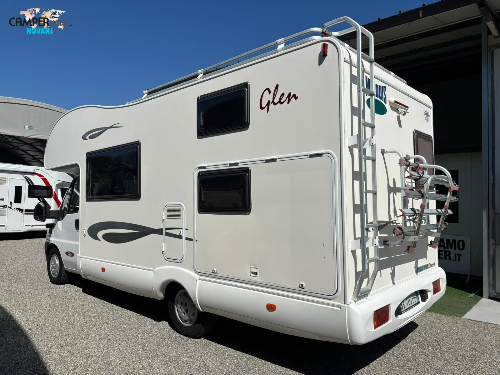 Mclouis GLEN 560 VV- LETTO A CASTELLO IN CODA