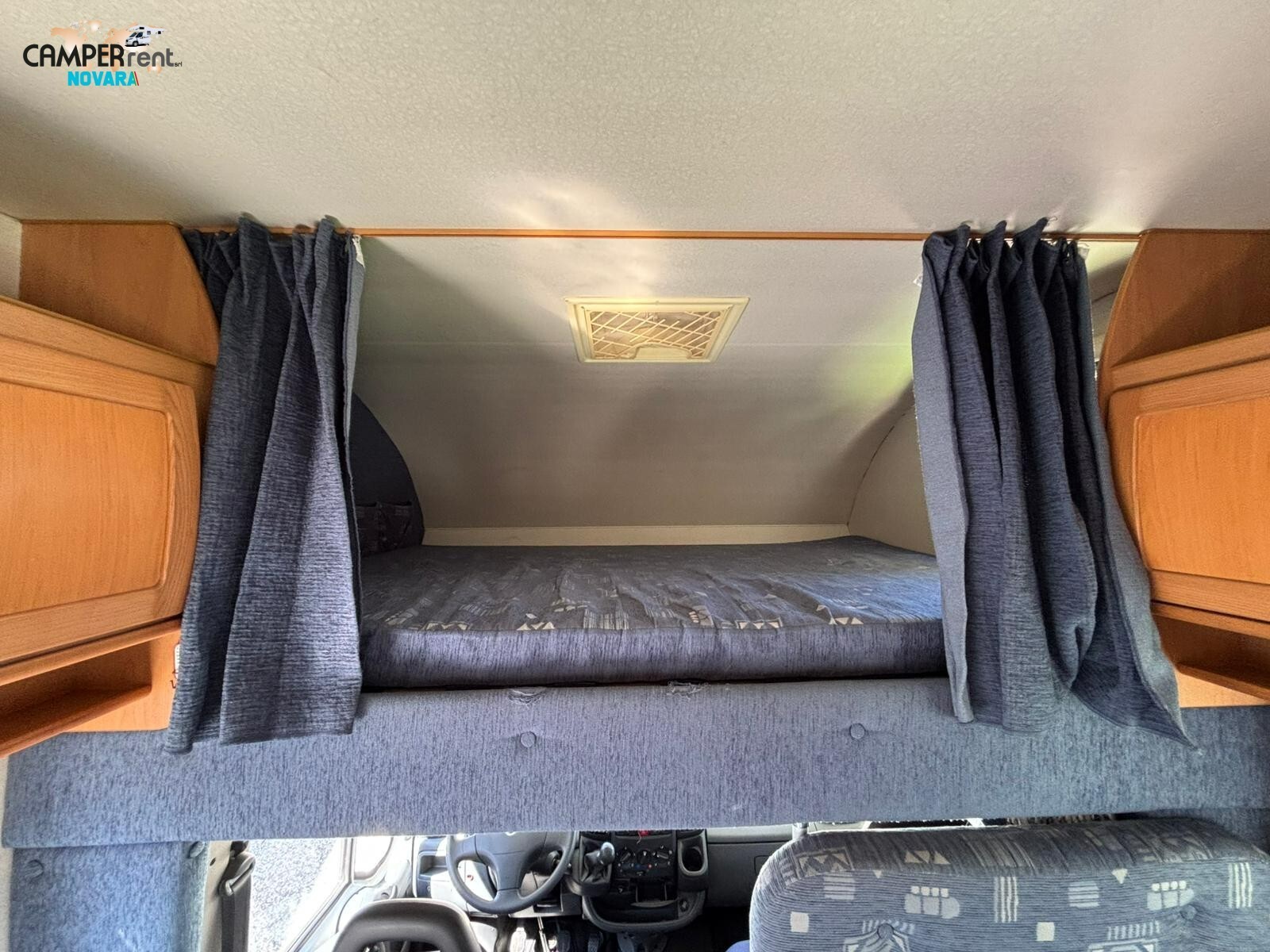 Mclouis GLEN 560 VV- LETTO A CASTELLO IN CODA