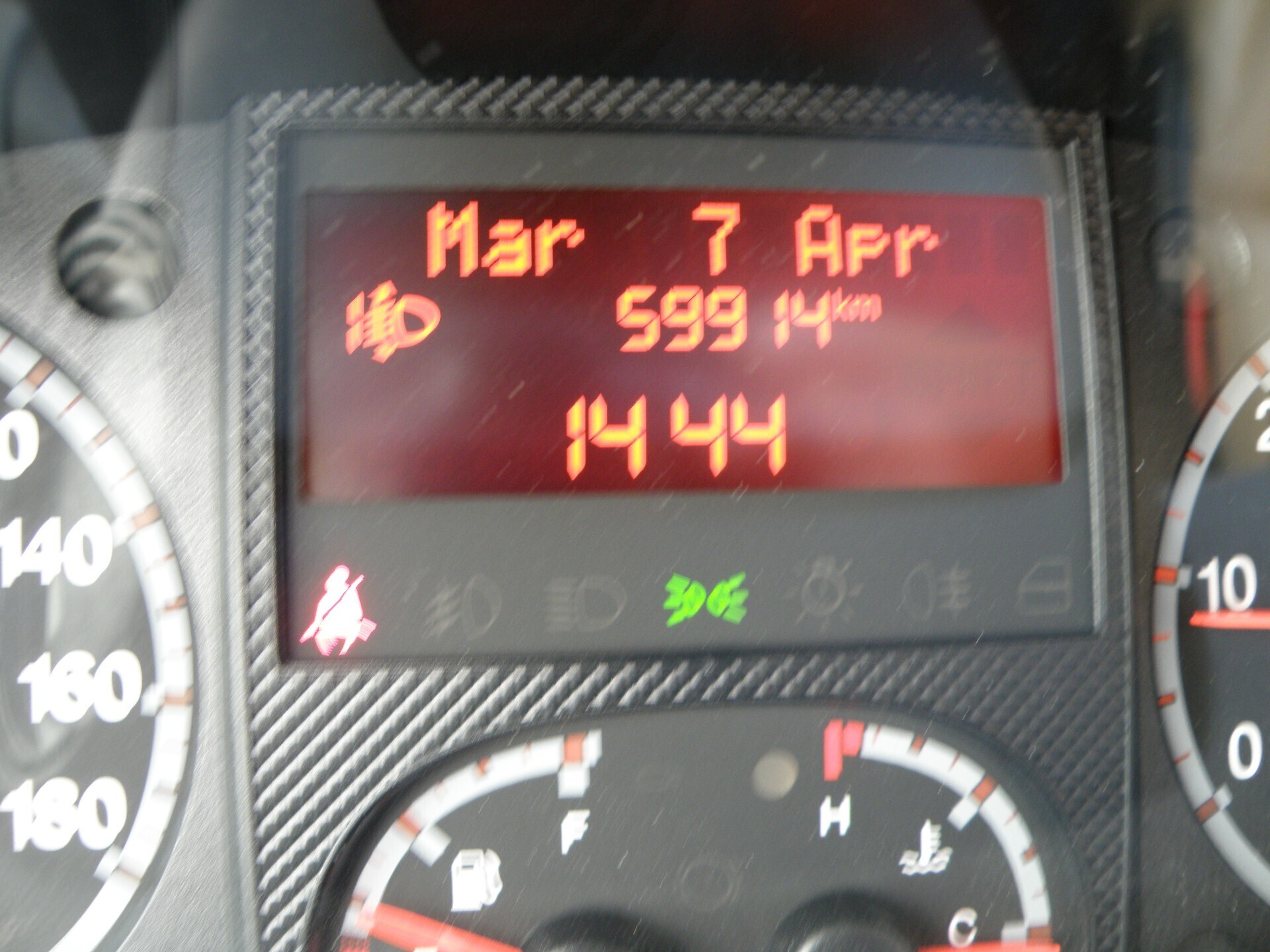 Laika X 610 R SEMINTEGRALE LETTO MATRIMONIALE