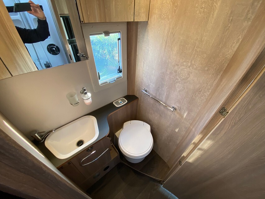 Laika ECOVIP L4009DS (2025)