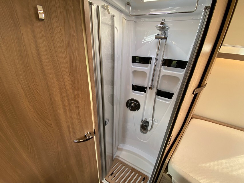 Laika ECOVIP L4009DS (2025)