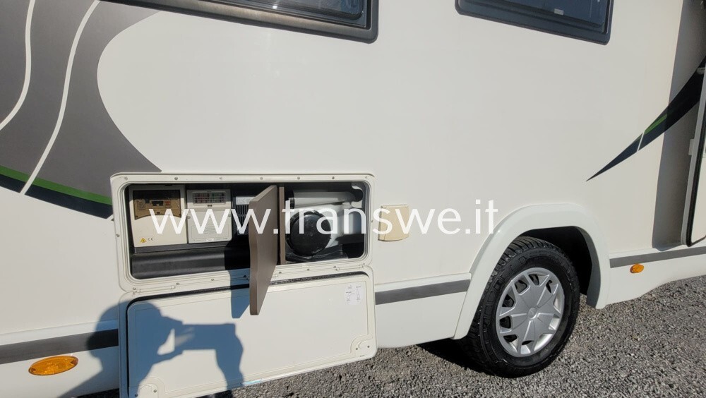 Chausson 610 Special Edition con letto basculante 