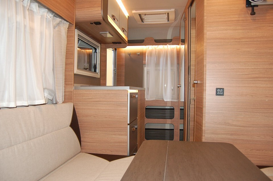 Weinsberg X CURSION VAN Pepper 500 LT