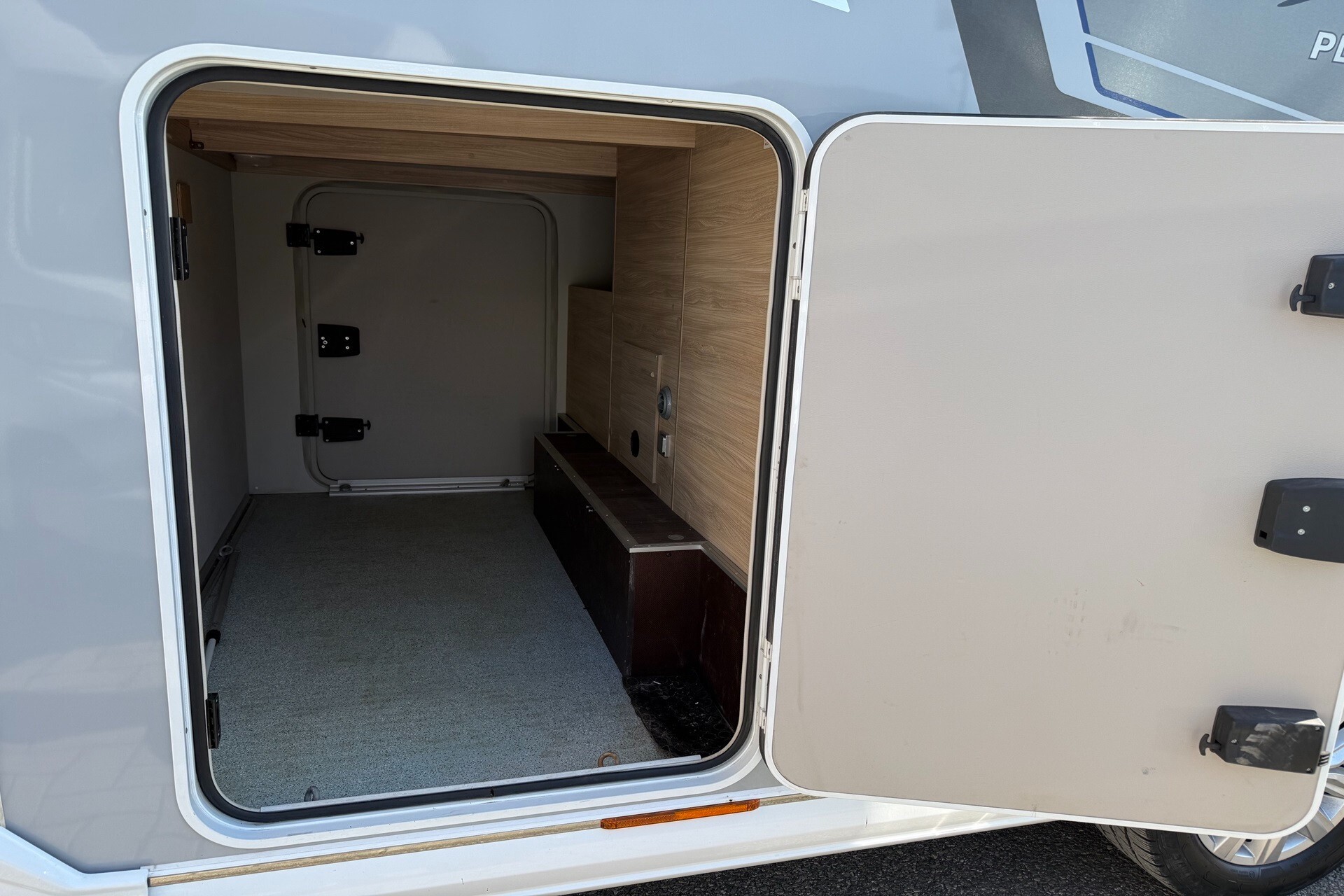 Knaus Van Ti Plus Platinum Collection