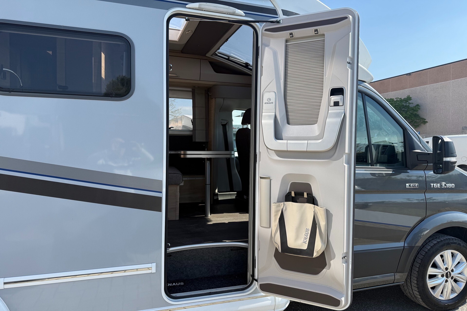 Knaus Van Ti Plus Platinum Collection