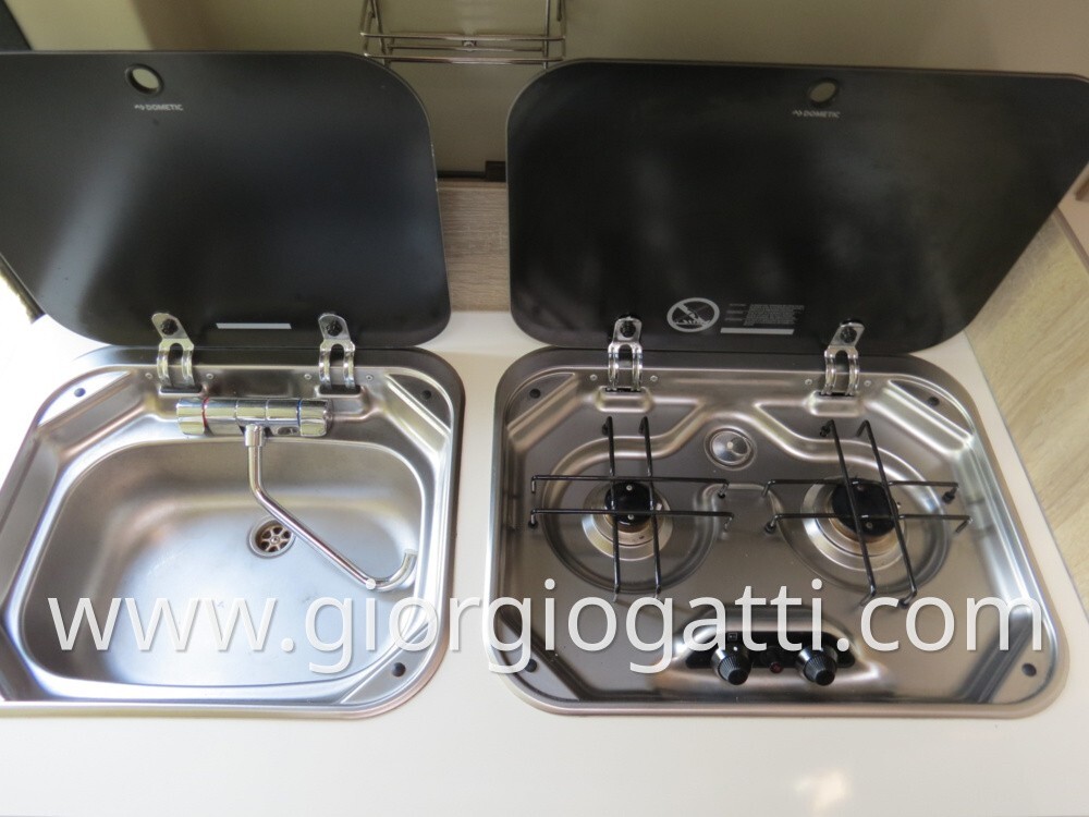 CAMPER PURO FONT VENDOME H 307 VAN CON LETTO BASCU