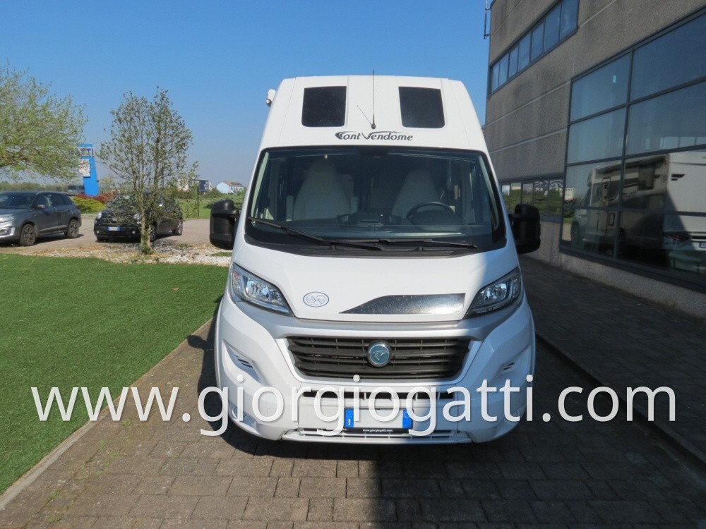 CAMPER PURO FONT VENDOME H 307 VAN CON LETTO BASCU
