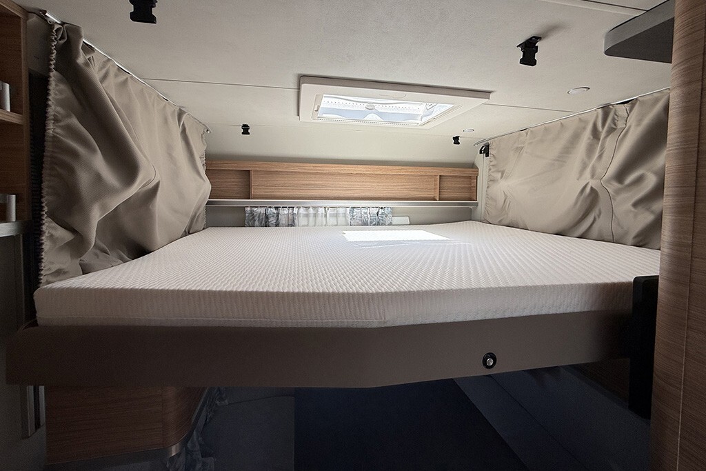 Weinsberg CaraOne 390 PUH con basculante
