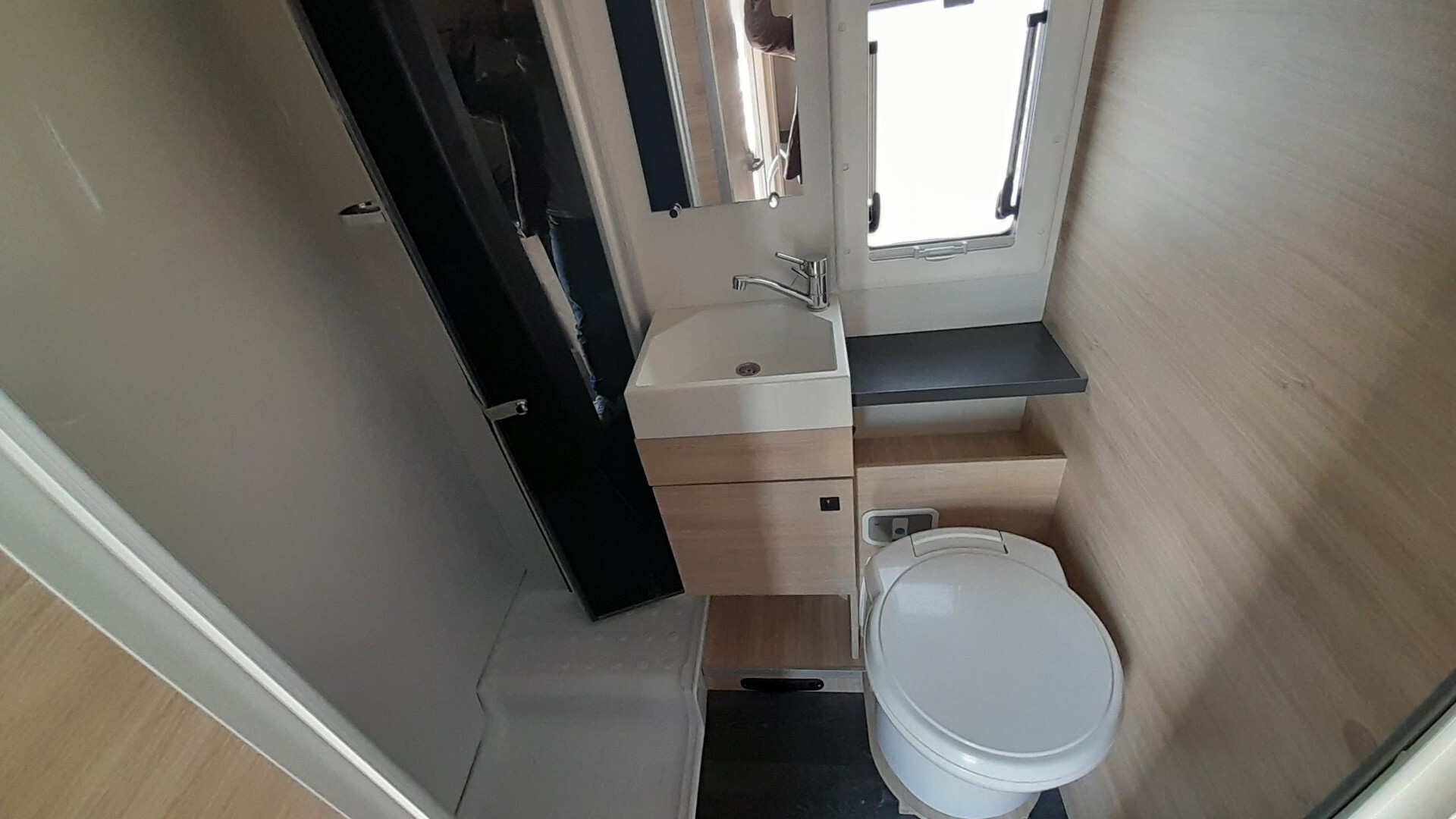 Chausson C656 FIRST LINE MANSARDATO 7 POSTI - CONT