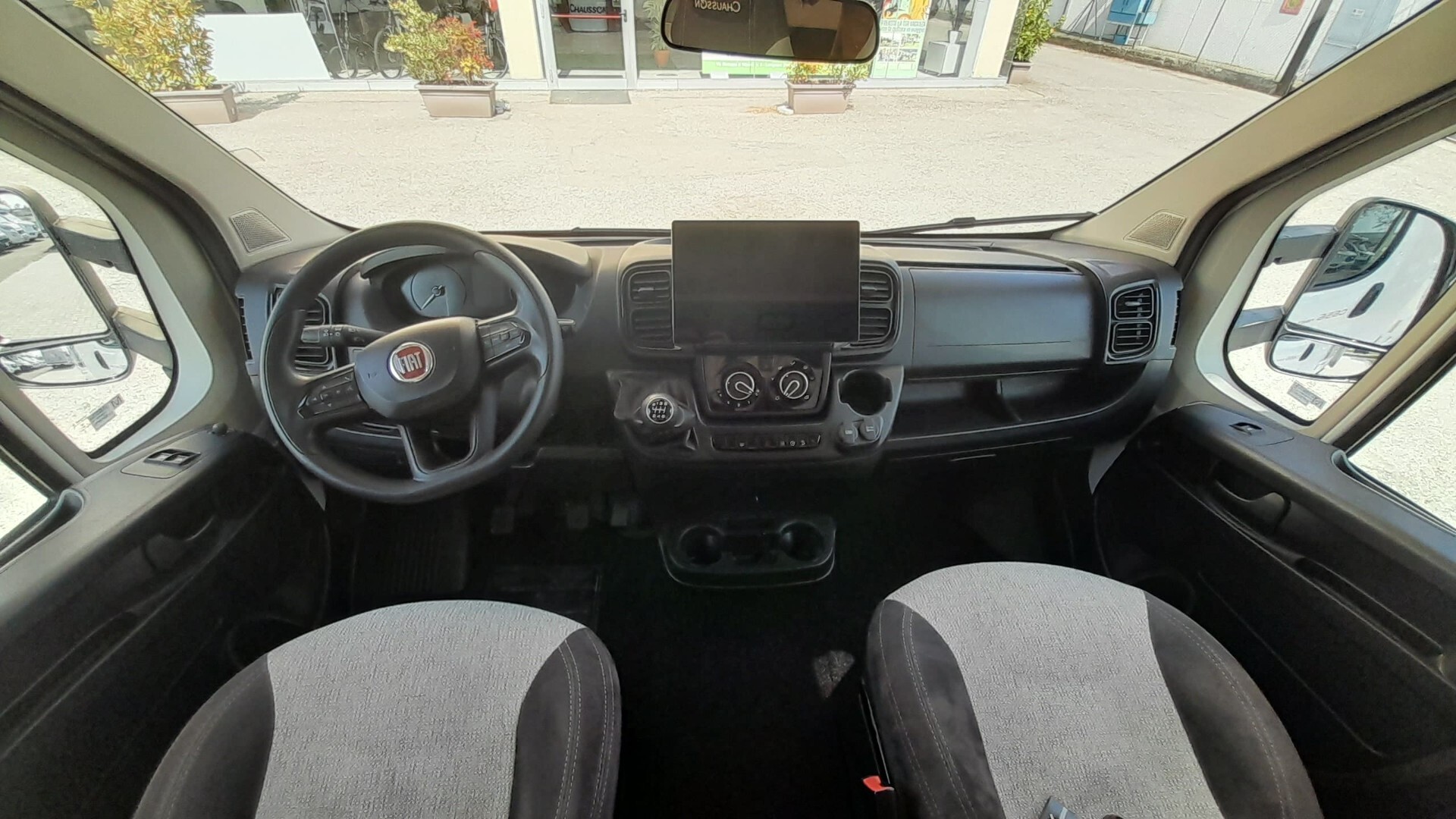 Chausson C656 FIRST LINE MANSARDATO 7 POSTI - CONT
