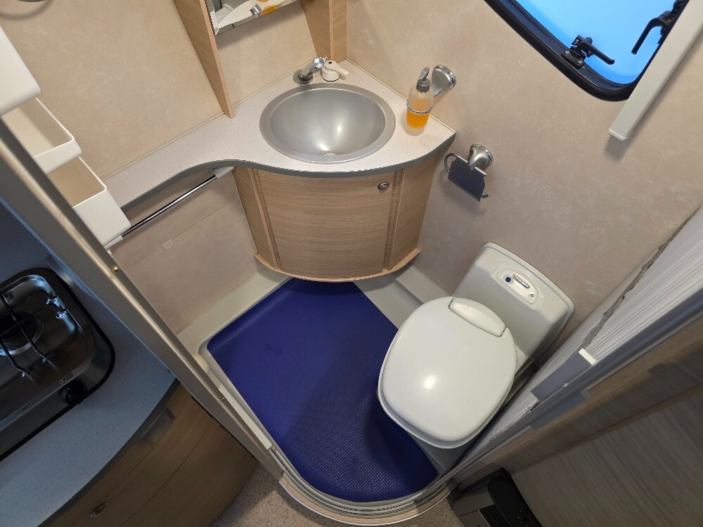 CARAVAN ADRIA ACTION 361 LH