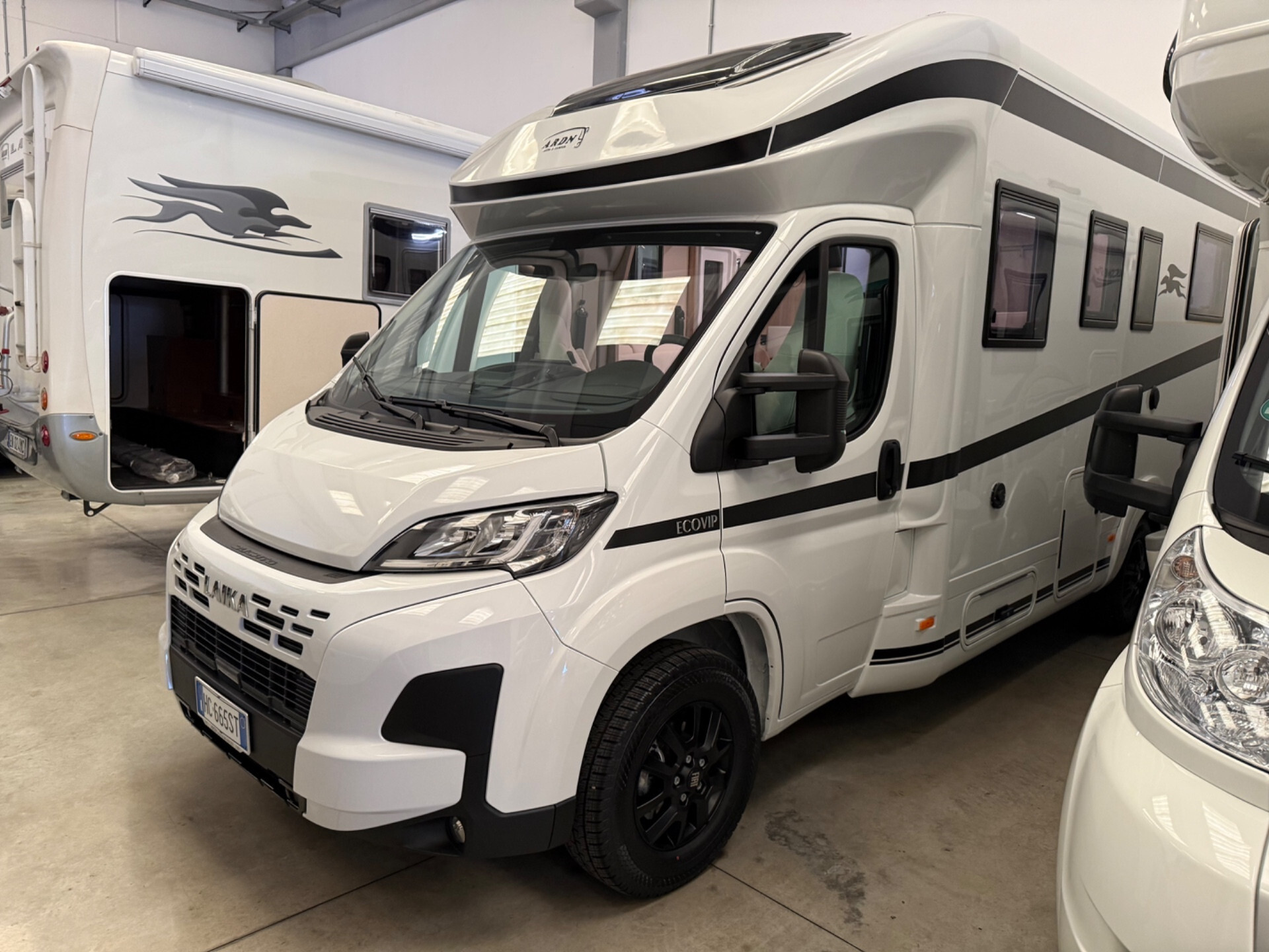 LAIKA ECOVIP L 4012 7.40 NAUTICO SUPER ACCESSORIAT