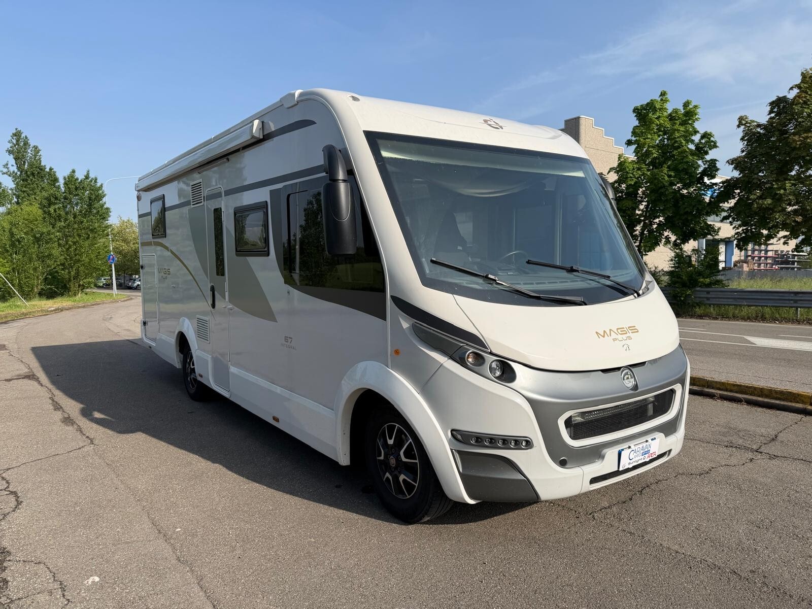 MOTORHOME C.I. MAGIS INTEGRAL 67 PLUS