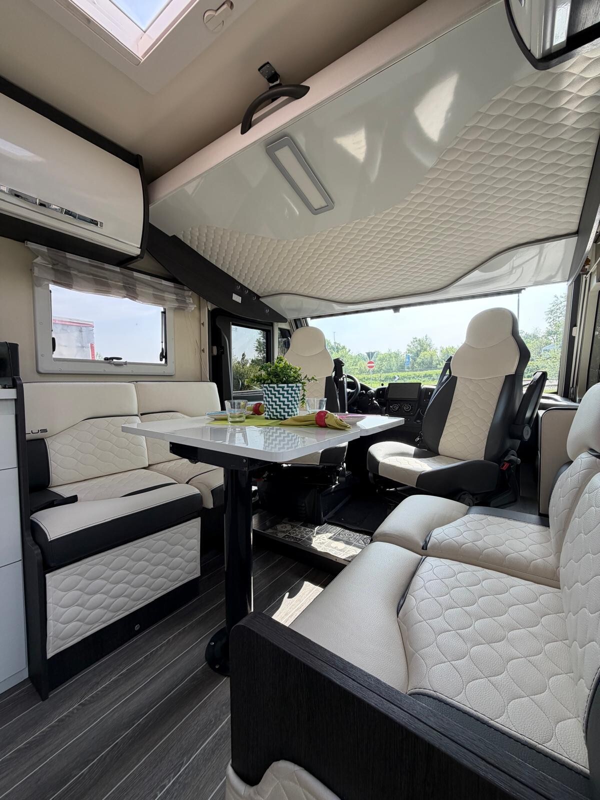 MOTORHOME C.I. MAGIS INTEGRAL 67 PLUS