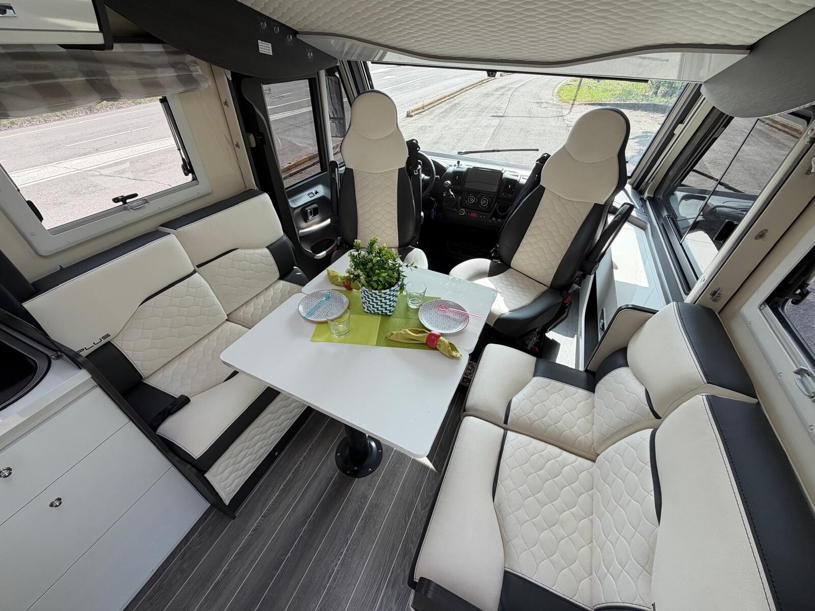 MOTORHOME C.I. MAGIS INTEGRAL 67 PLUS