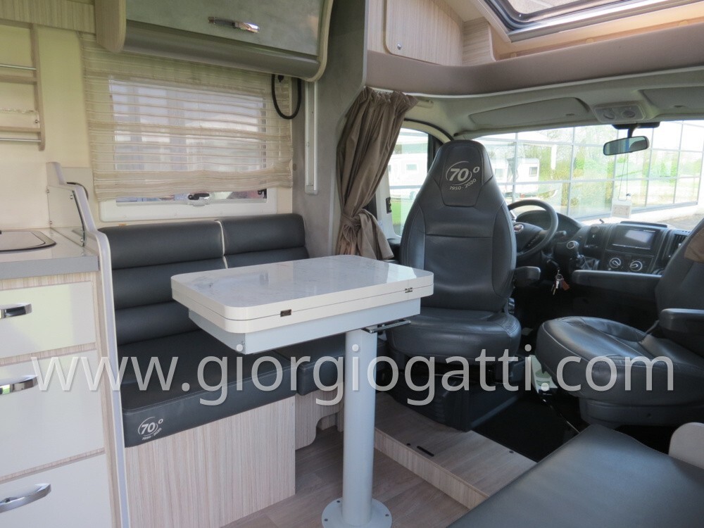 CAMPER SEMINTEGRALE ELNAGH T-LOFT 532 70*ANNIVERSA