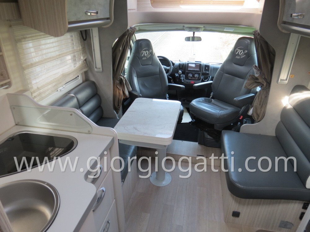 CAMPER SEMINTEGRALE ELNAGH T-LOFT 532 70*ANNIVERSA