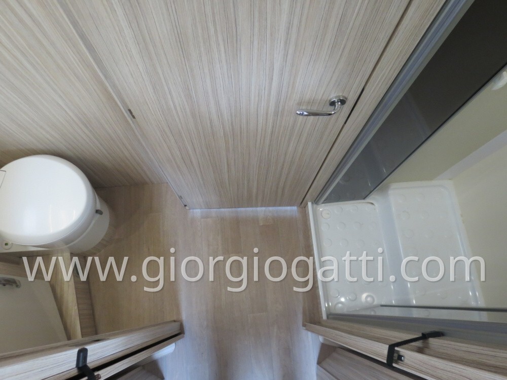 CAMPER SEMINTEGRALE ELNAGH T-LOFT 532 70*ANNIVERSA