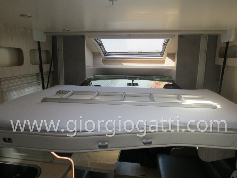 CAMPER SEMINTEGRALE ELNAGH T-LOFT 532 70*ANNIVERSA