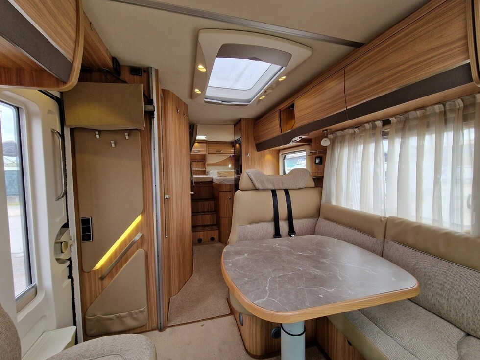 Semintegrale Usato Hymer Tramp SL 588