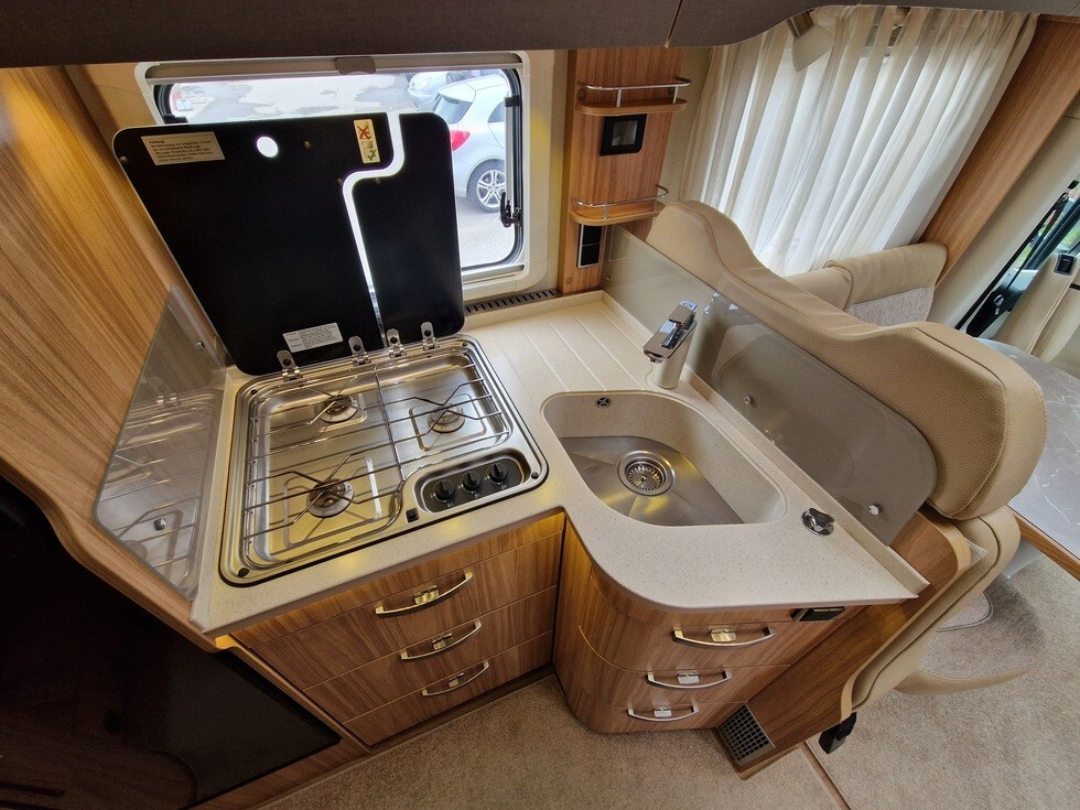 Semintegrale Usato Hymer Tramp SL 588