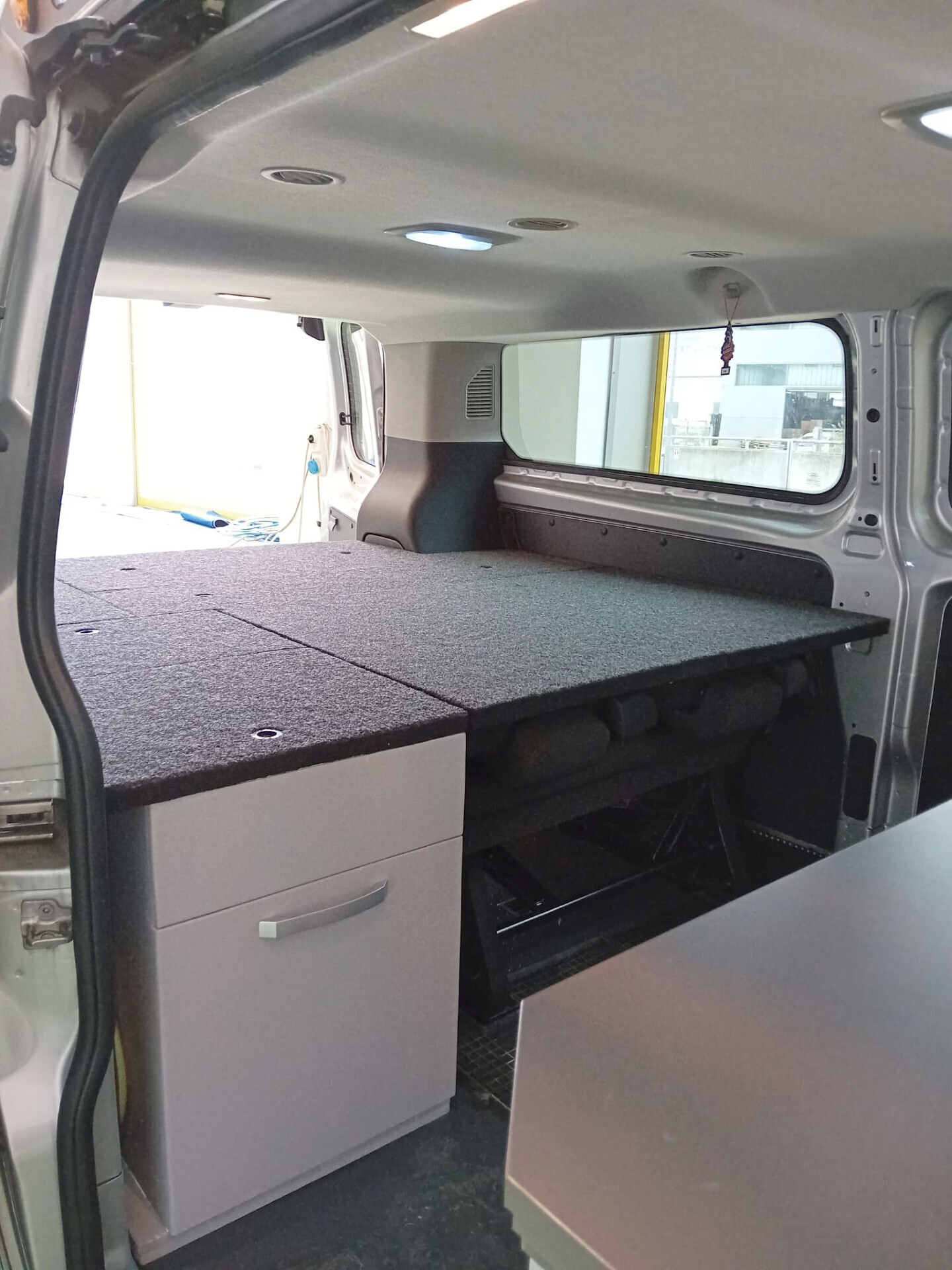 Ford allestimento mini van