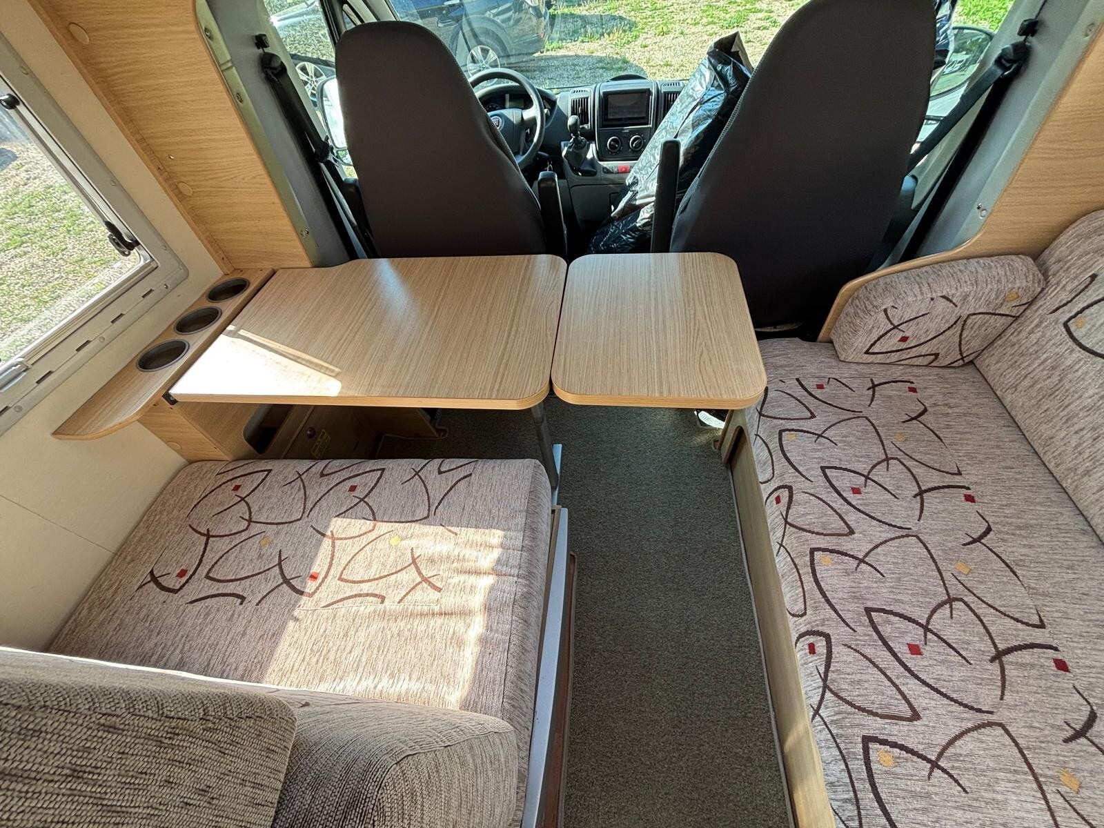 Roller Team Granduca 255P camper
