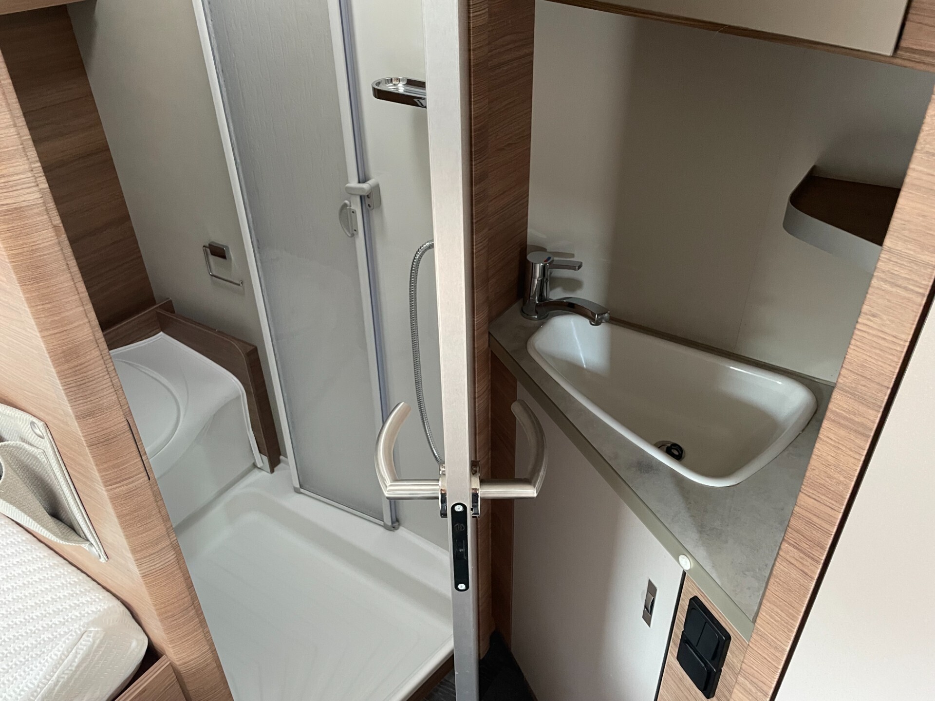 Knaus LIVE WAVE 650 MF