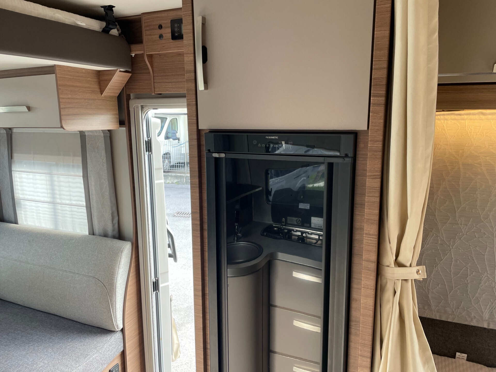 Knaus LIVE WAVE 650 MF