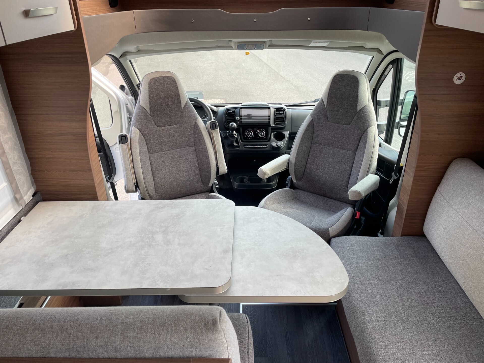 Knaus LIVE WAVE 650 MF