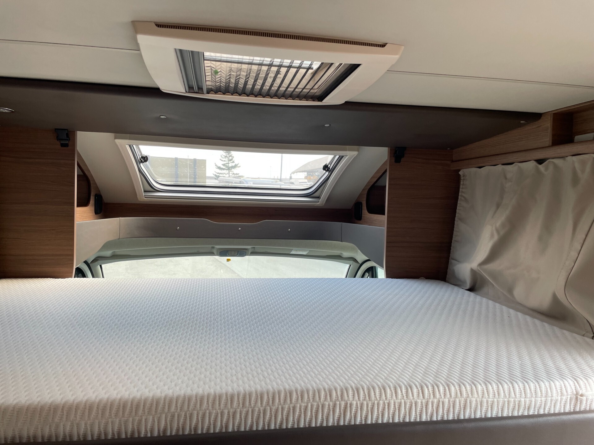 Knaus LIVE WAVE 650 MF