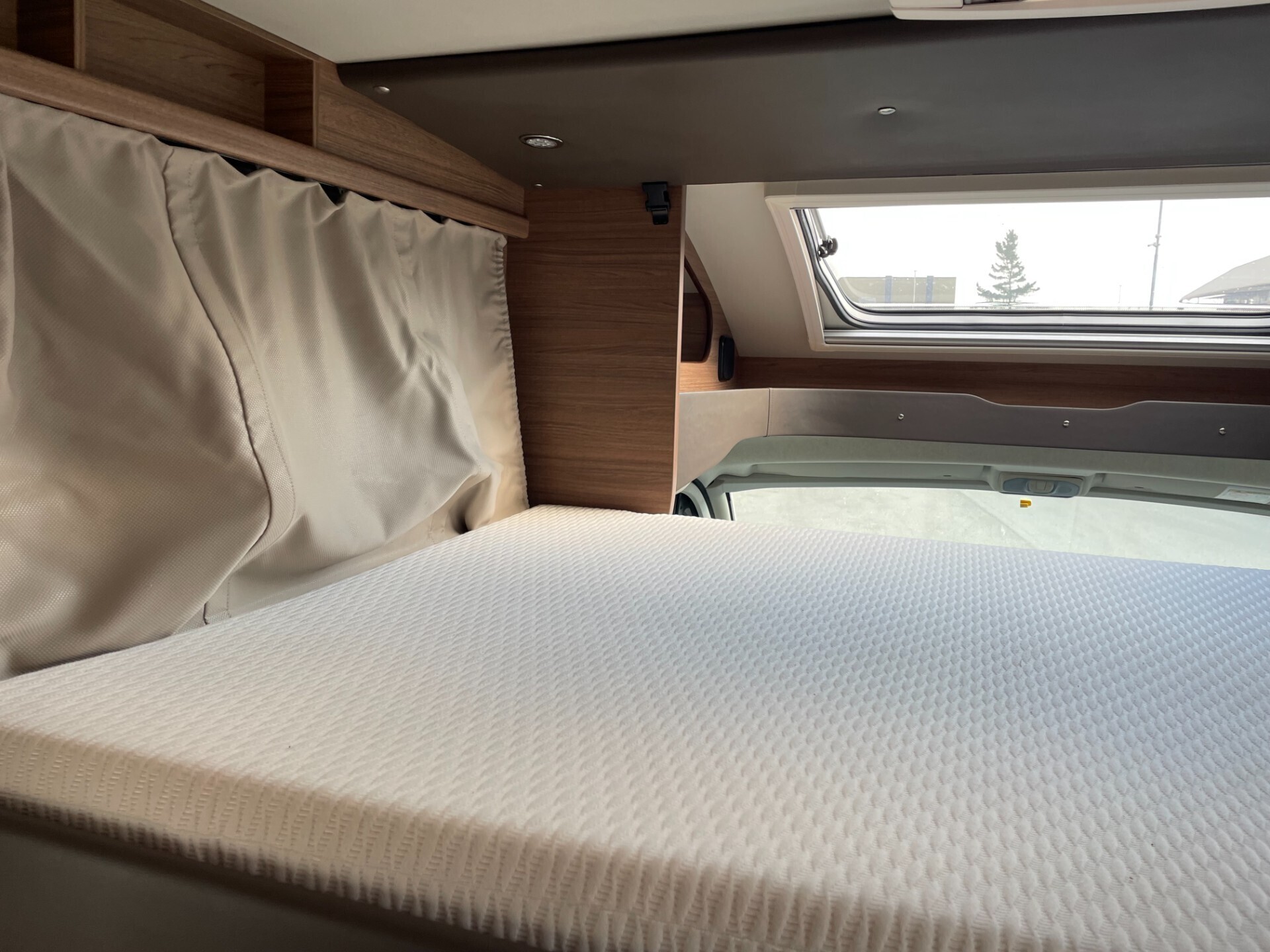 Knaus LIVE WAVE 650 MF