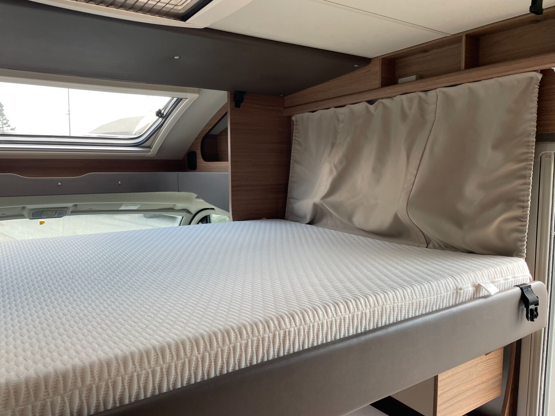 Knaus LIVE WAVE 650 MF