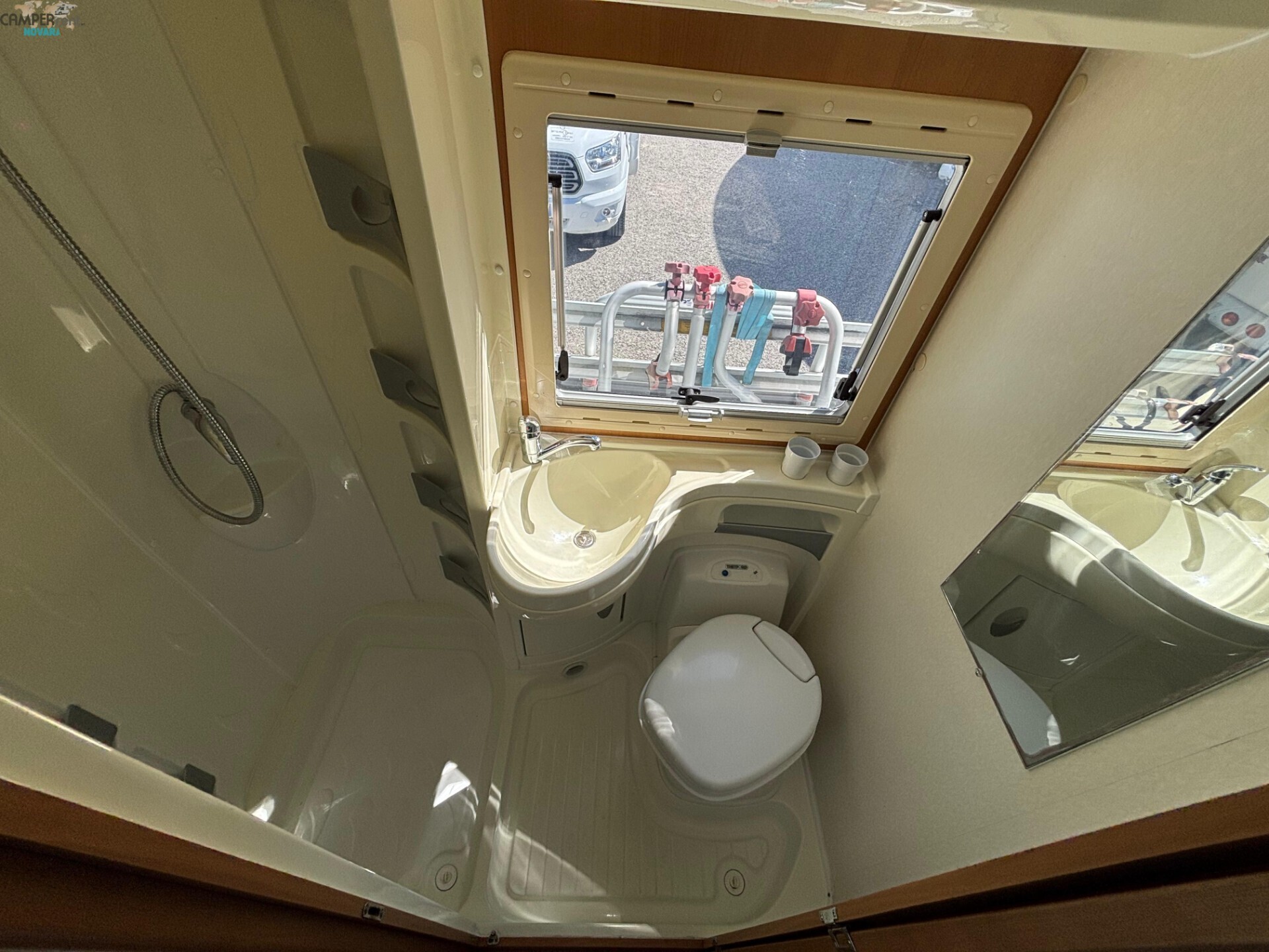 CI RIVIERA GT - MANSARDATO CON LETTI A CASTELLO LO