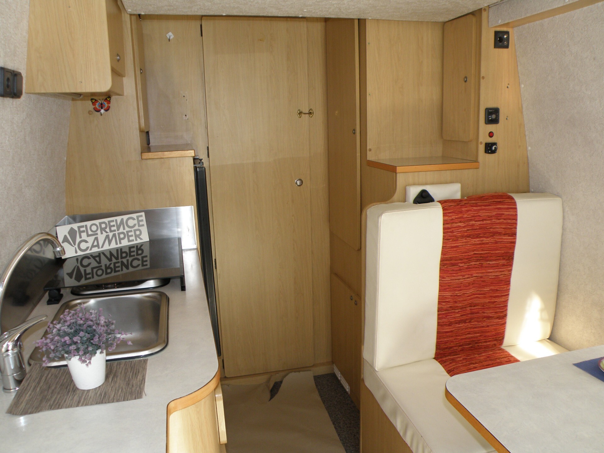 Iveco FLORENCE CAMPER MONDELLO PURO LETTO BASCULAN