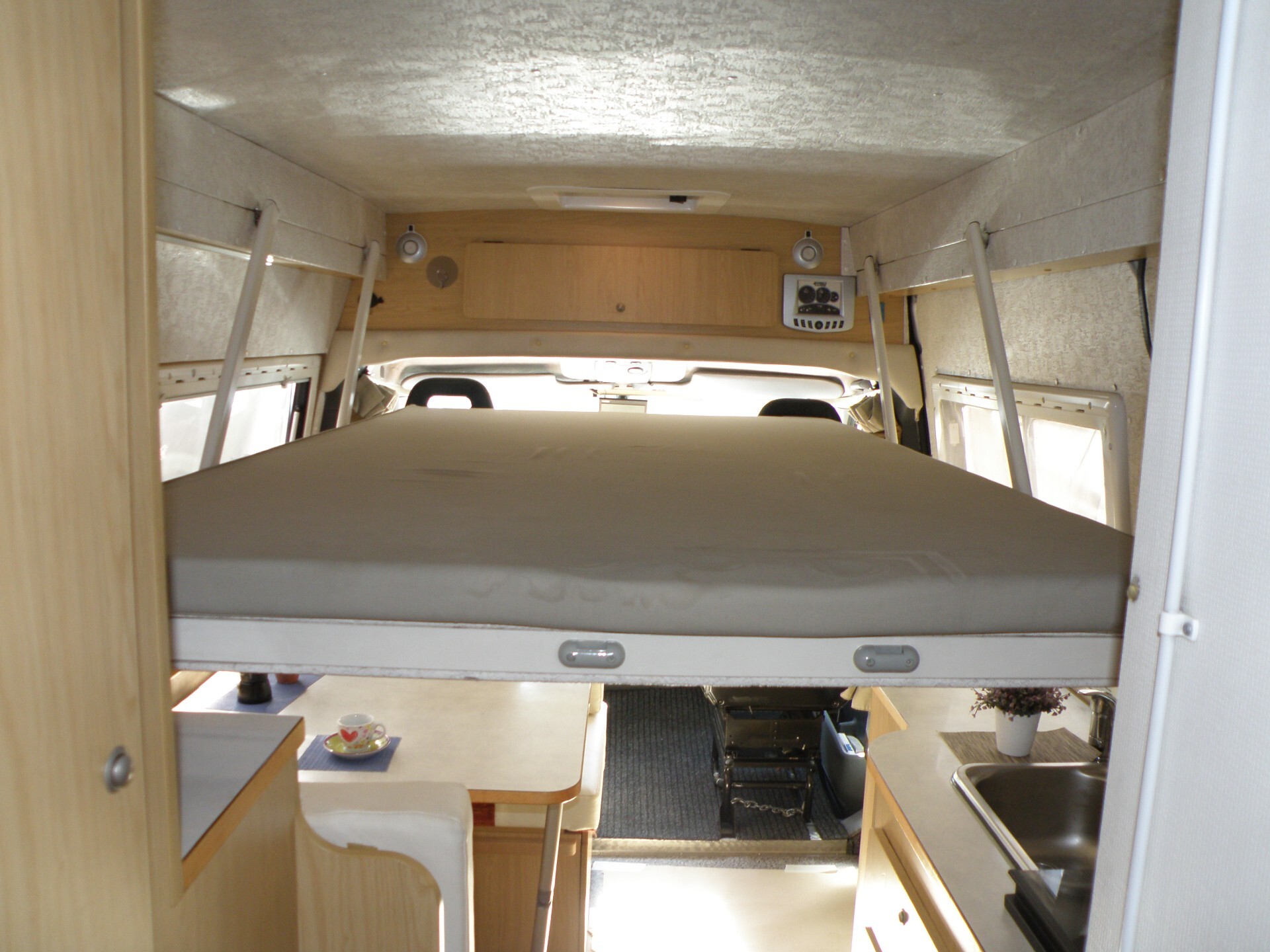 Iveco FLORENCE CAMPER MONDELLO PURO LETTO BASCULAN