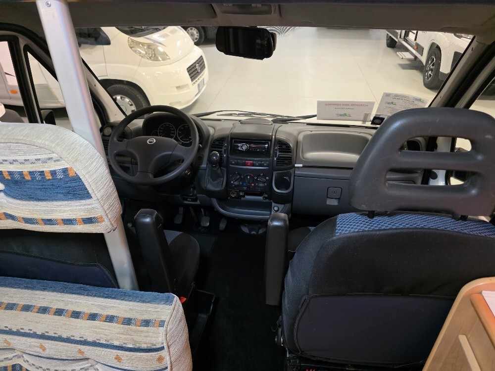 CAMPER MCLOUIS GLEN 262