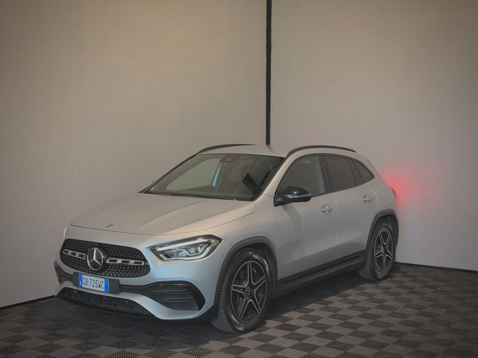 Mercedes-Benz GLA 250 4Matic AMG Premium