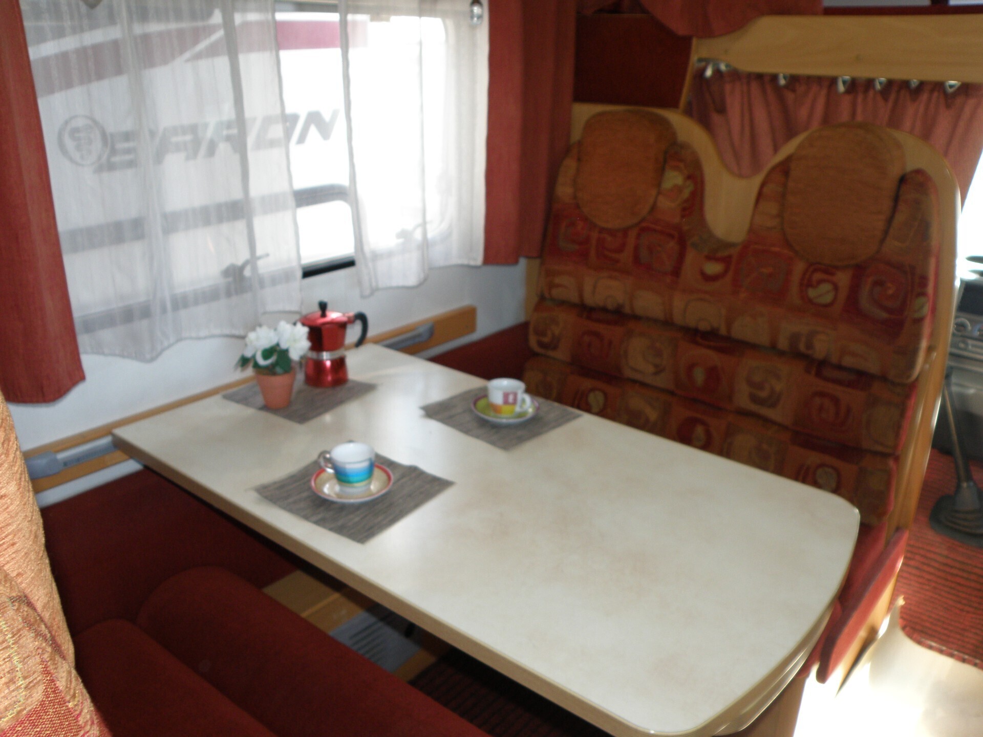 Challenger GENESIS 47 LETTO MATRIMONIALE CON GARAG